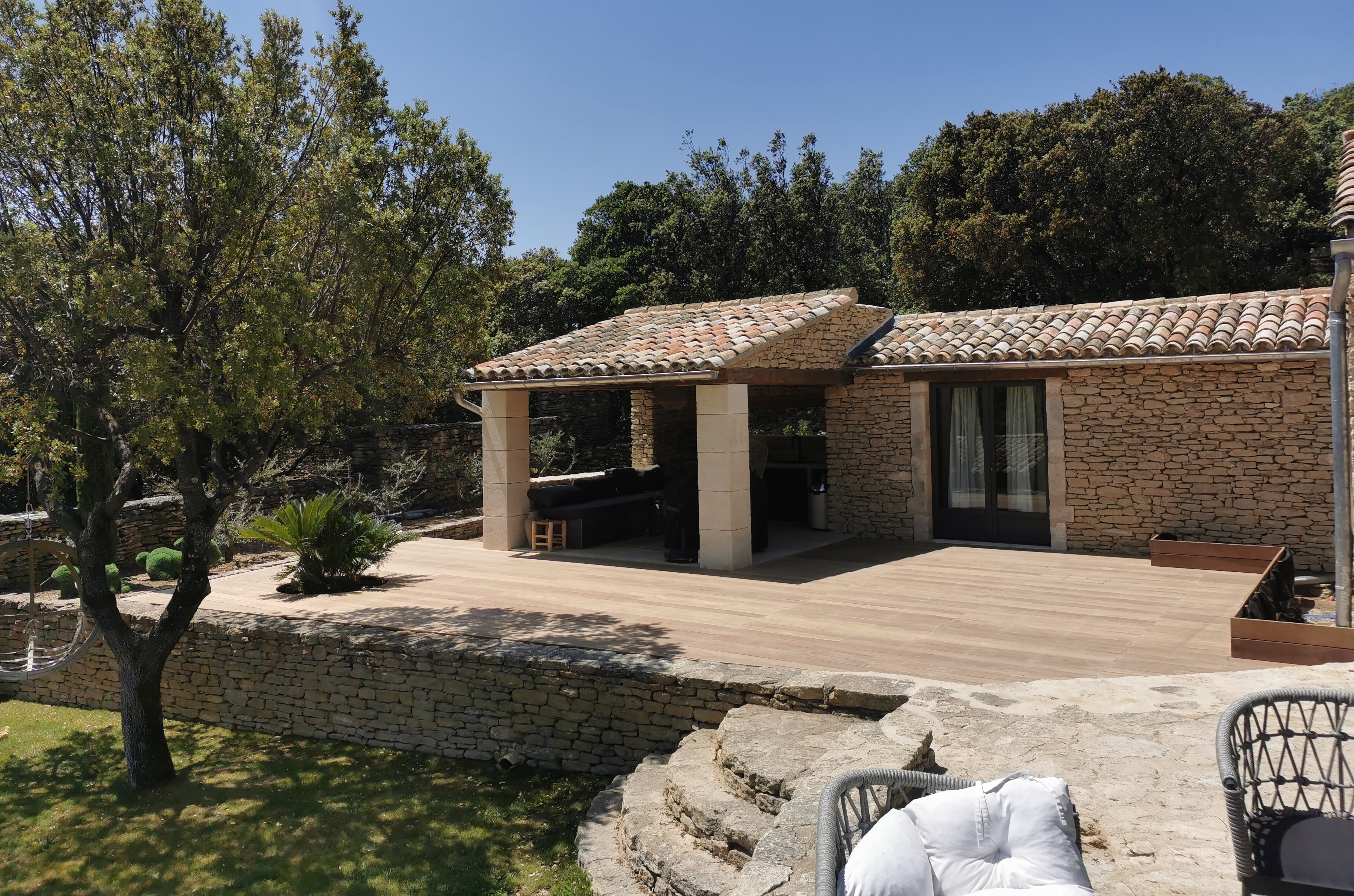 Photo 2 - Terrasse bois sol - Gordes