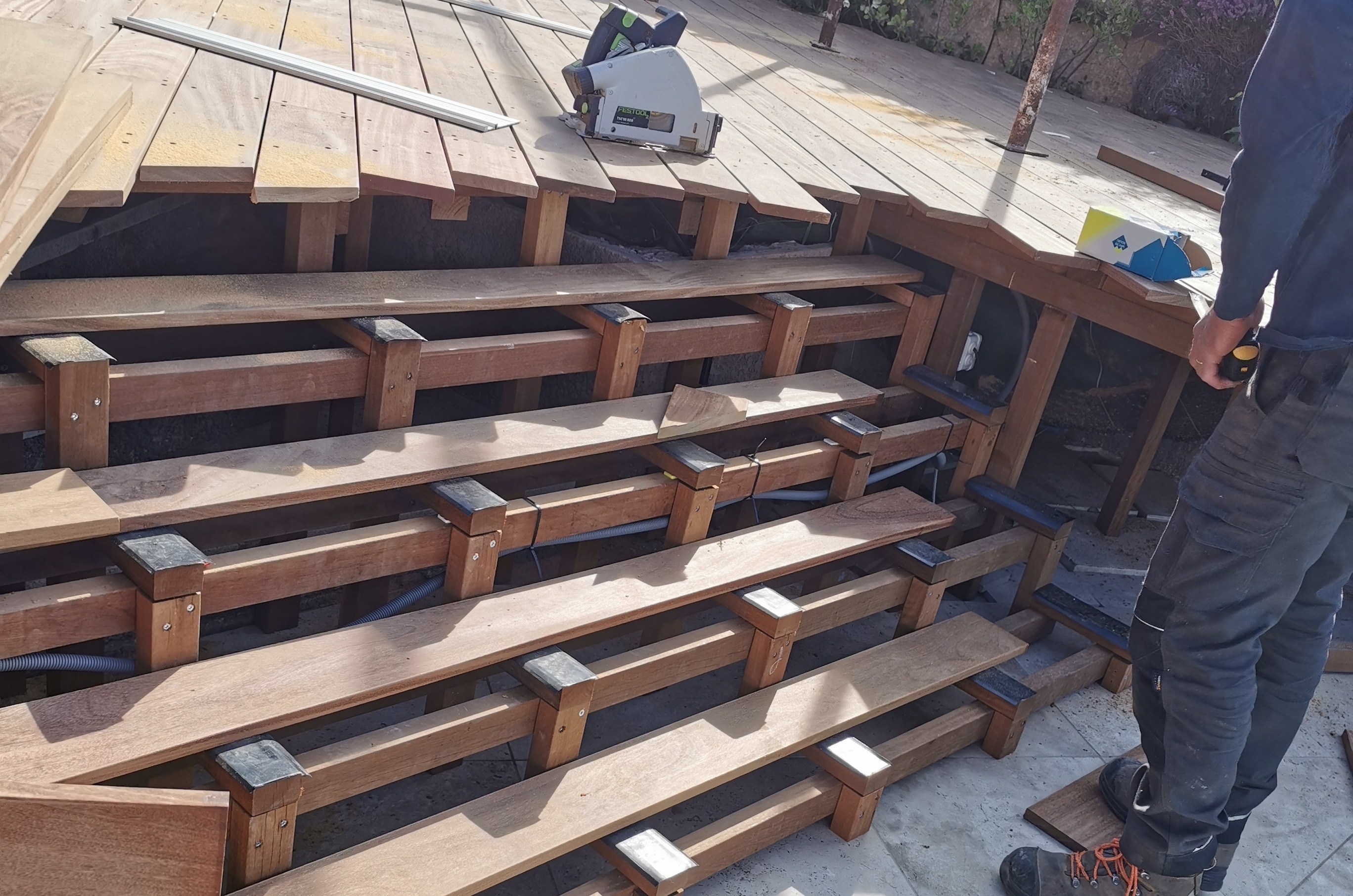 Photo 1 - Terrasse bois suspendue - Montélimar